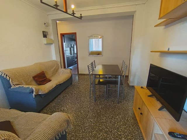3 bedroom Flat for rent in Poligono Cartuja - La Paz, Granada city - € 900 (Ref: 10007775)