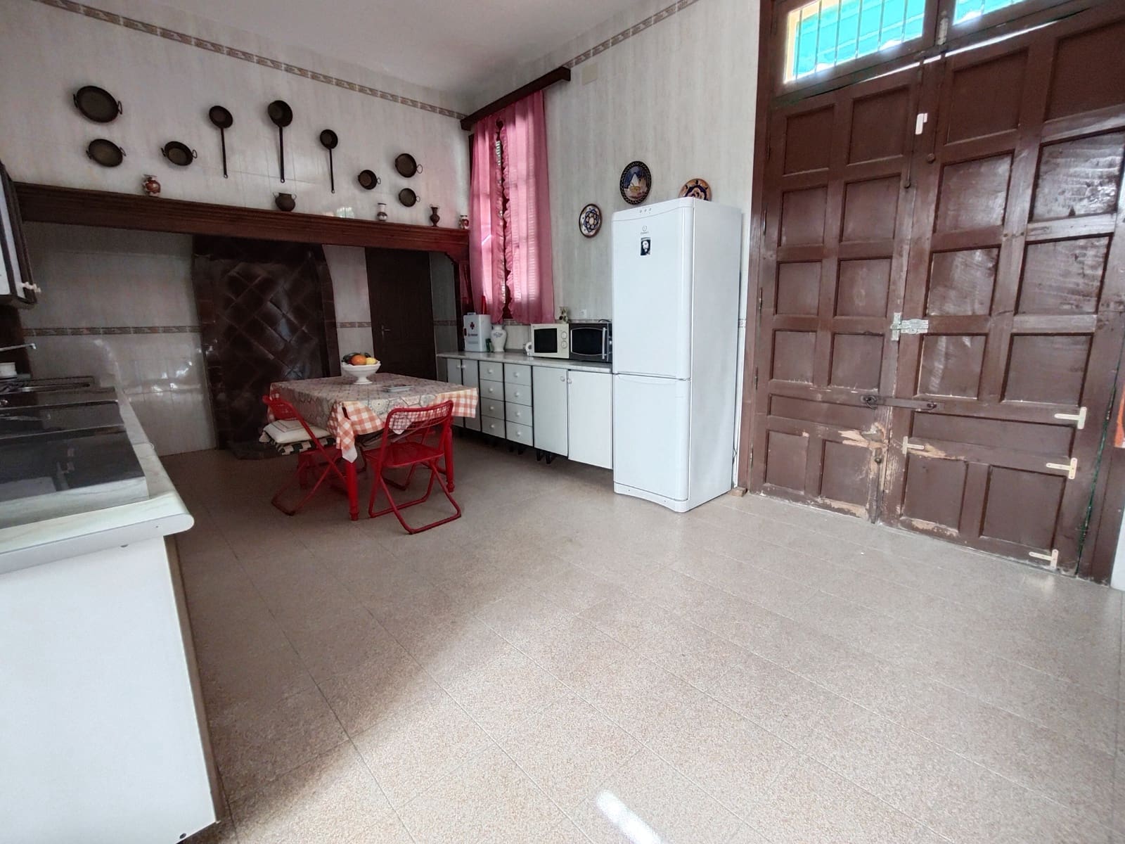 12 soveværelse Finca/Landehus til salg i Priego de Cordoba med swimmingpool - € 899.900 (Ref: 9544398)