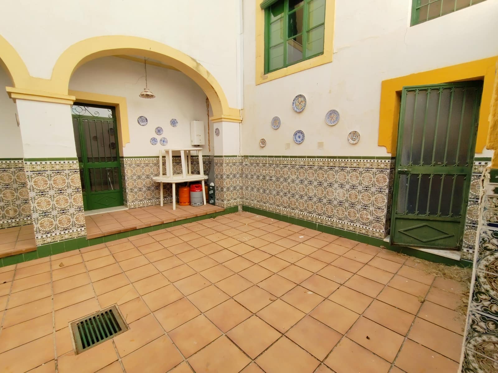 12 soveværelse Finca/Landehus til salg i Priego de Cordoba med swimmingpool - € 899.900 (Ref: 9544398)