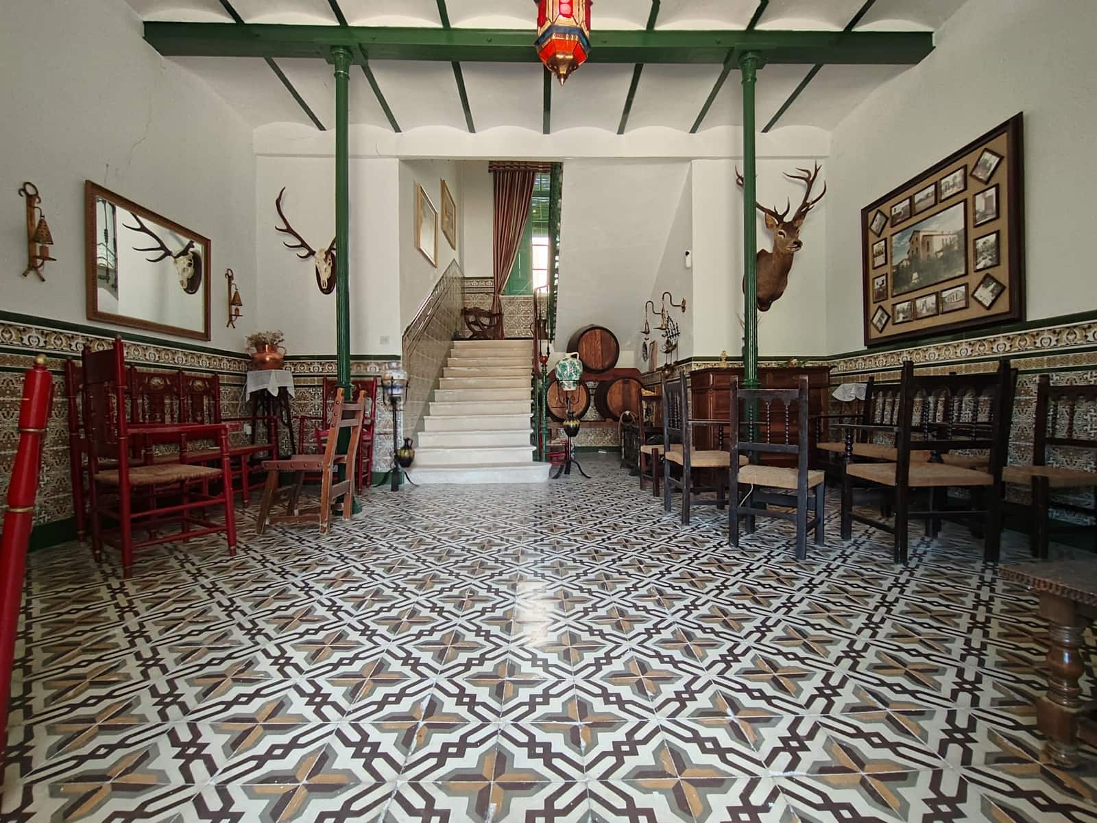 12 soveværelse Finca/Landehus til salg i Priego de Cordoba med swimmingpool - € 899.900 (Ref: 9544398)