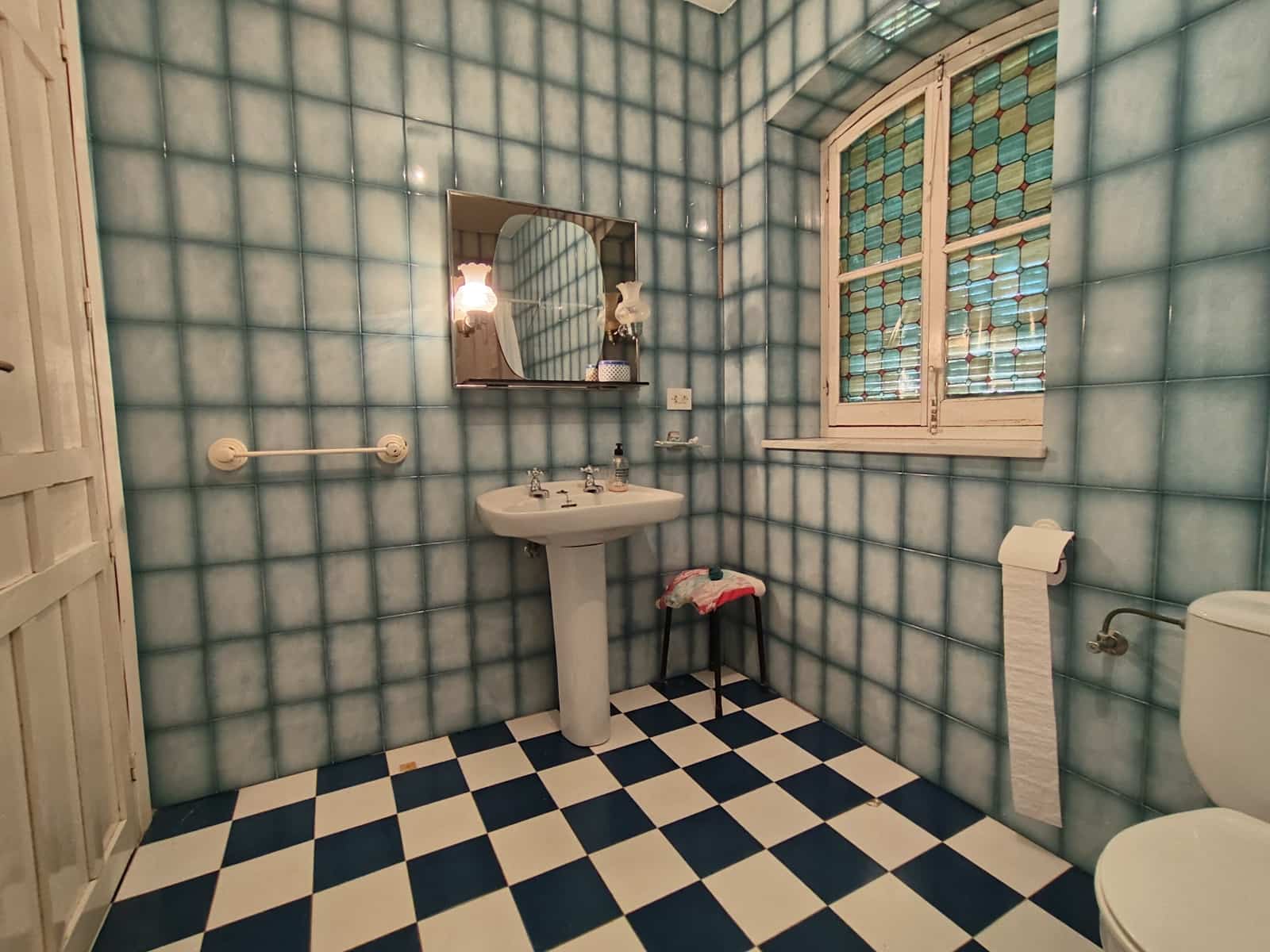 12 soveværelse Finca/Landehus til salg i Priego de Cordoba med swimmingpool - € 899.900 (Ref: 9544398)