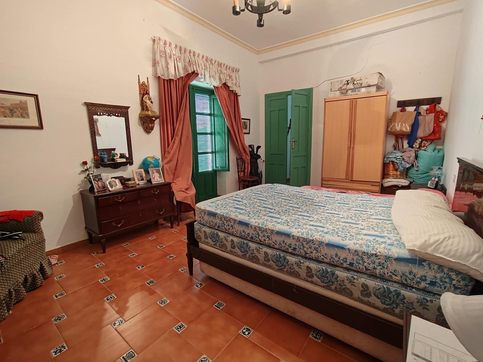 12 soveværelse Finca/Landehus til salg i Priego de Cordoba med swimmingpool - € 899.900 (Ref: 9544398)