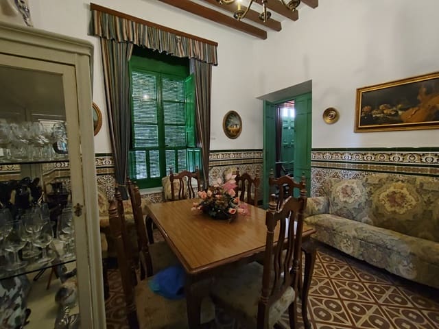 12 soveværelse Finca/Landehus til salg i Priego de Córdoba med swimmingpool - € 899.900 (Ref: 9544398)