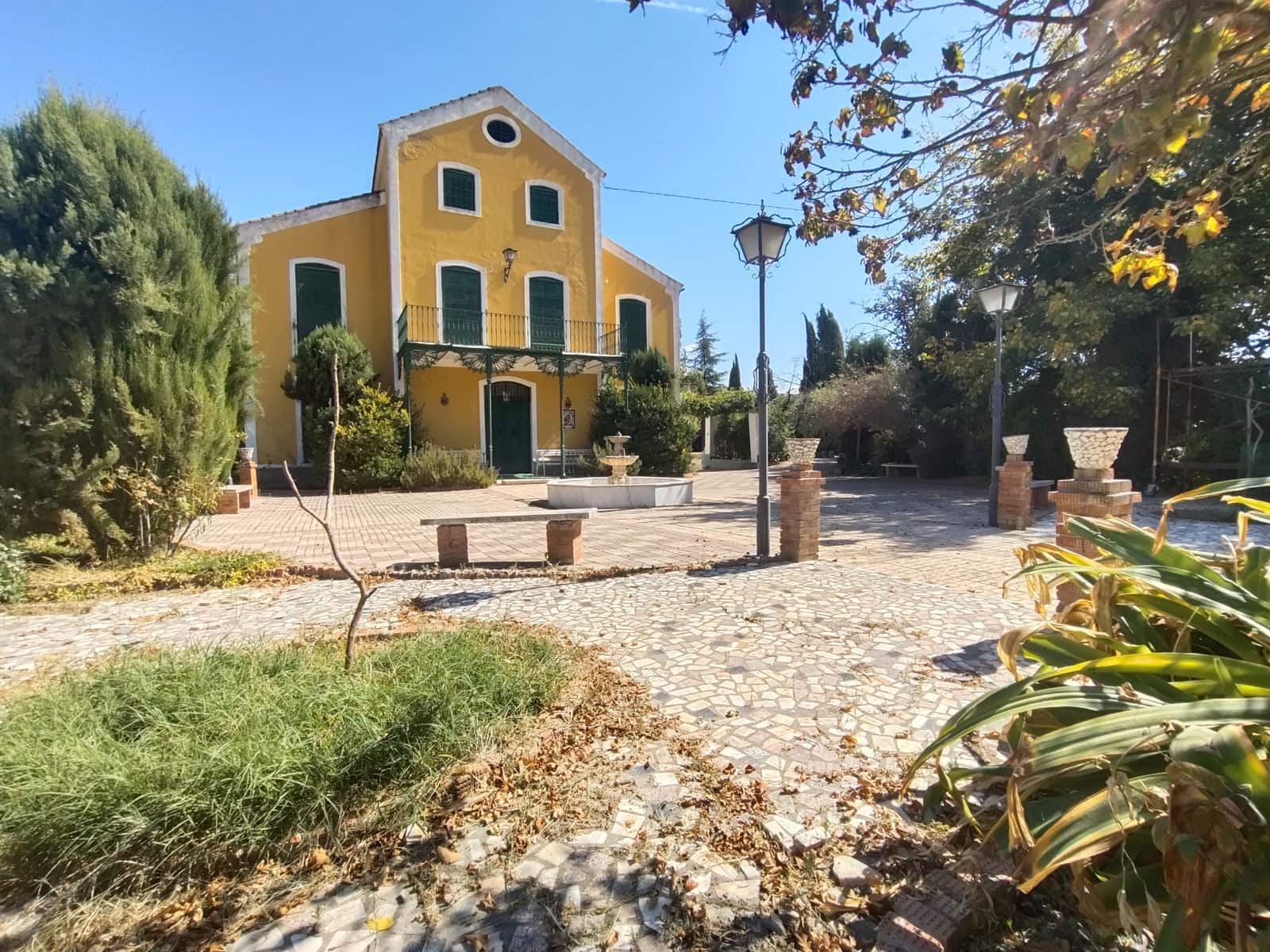 12 soveværelse Finca/Landehus til salg i Priego de Cordoba med swimmingpool - € 899.900 (Ref: 9544398)