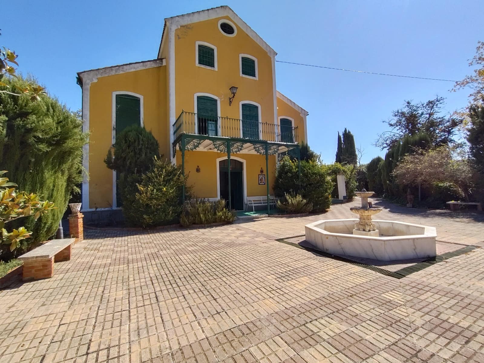 12 soveværelse Finca/Landehus til salg i Priego de Cordoba med swimmingpool - € 899.900 (Ref: 9544398)