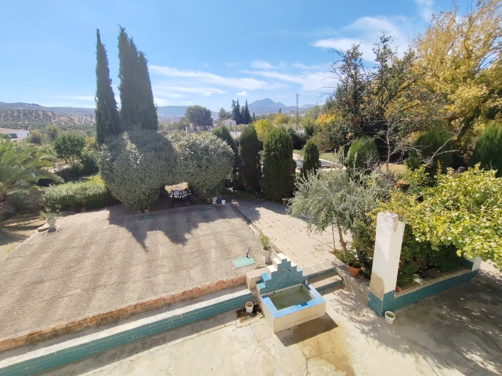 12 soveværelse Finca/Landehus til salg i Priego de Cordoba med swimmingpool - € 899.900 (Ref: 9544398)