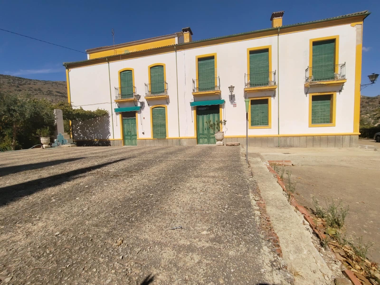 12 soveværelse Finca/Landehus til salg i Priego de Cordoba med swimmingpool - € 899.900 (Ref: 9544398)