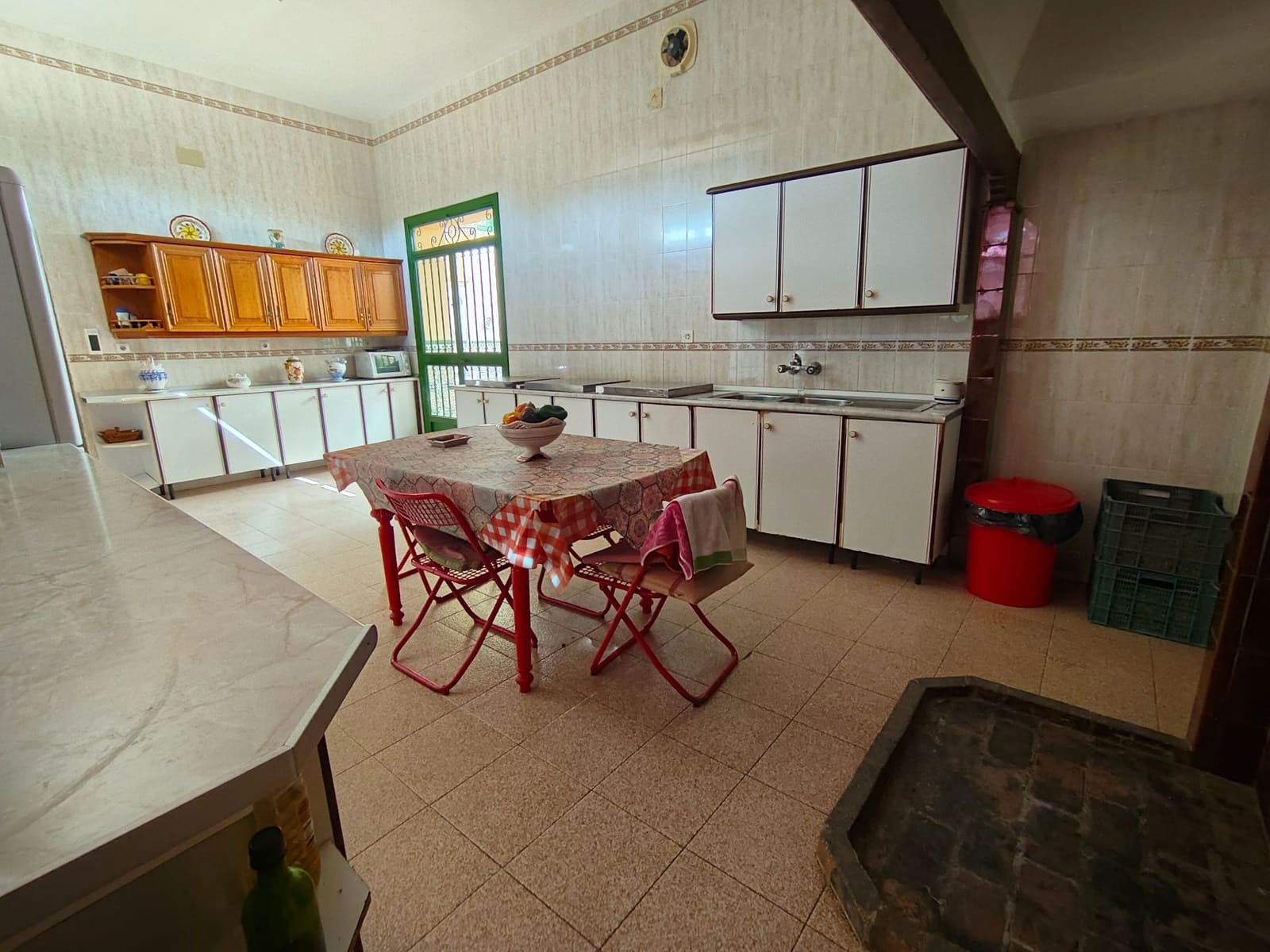 12 bedroom Finca/Country House for sale in Priego de Cordoba with pool garage - € 899,900 (Ref: 9548649)