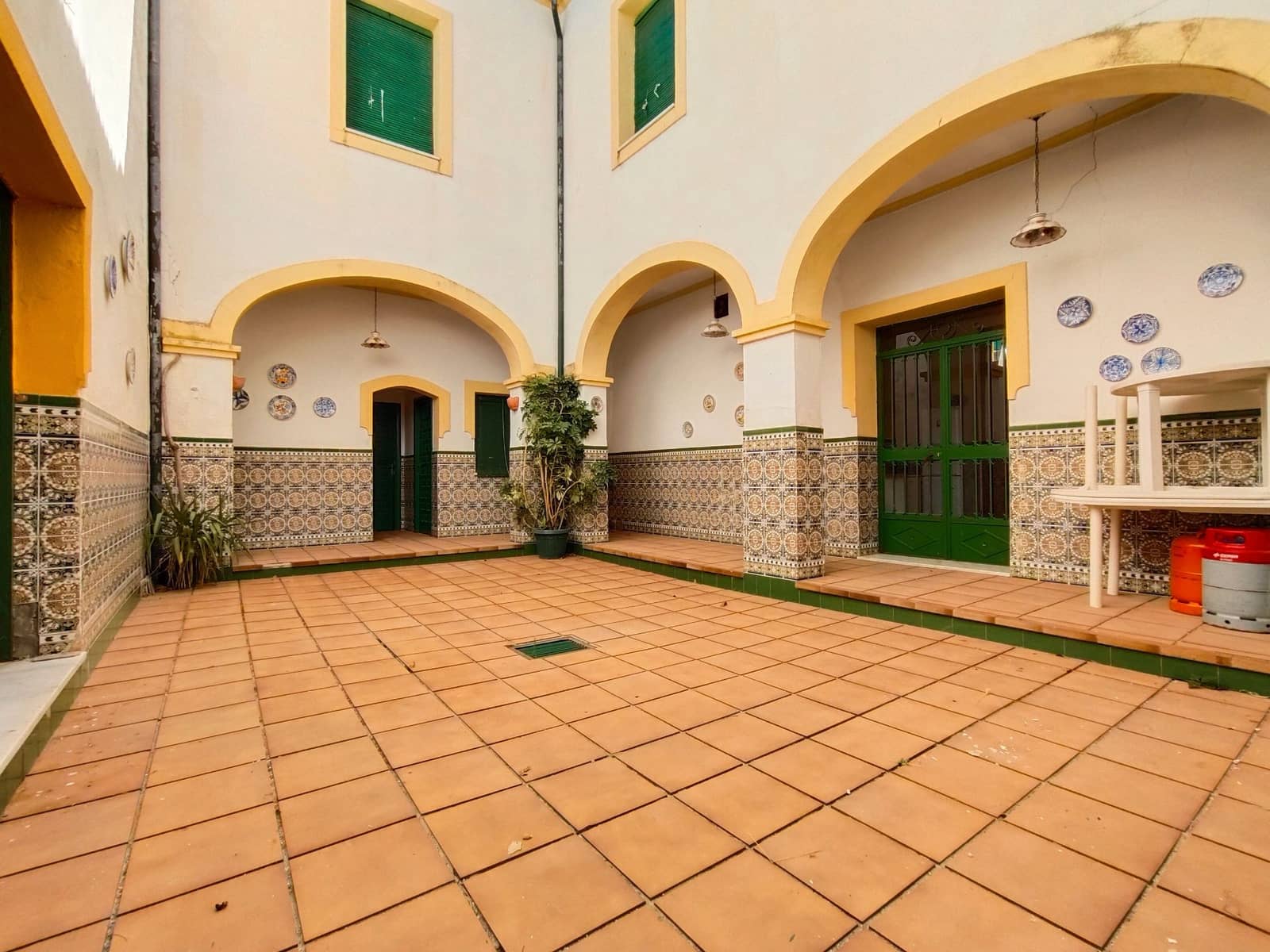 12 bedroom Finca/Country House for sale in Priego de Cordoba with pool garage - € 899,900 (Ref: 9548649)