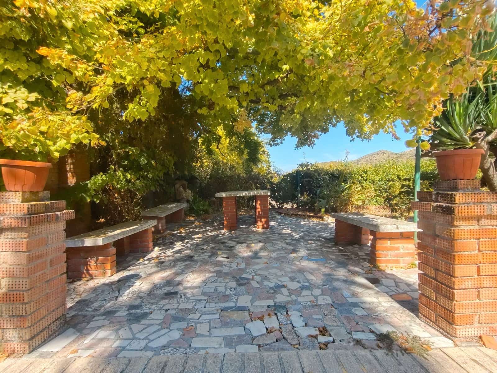 12 bedroom Finca/Country House for sale in Priego de Cordoba with pool garage - € 899,900 (Ref: 9548649)