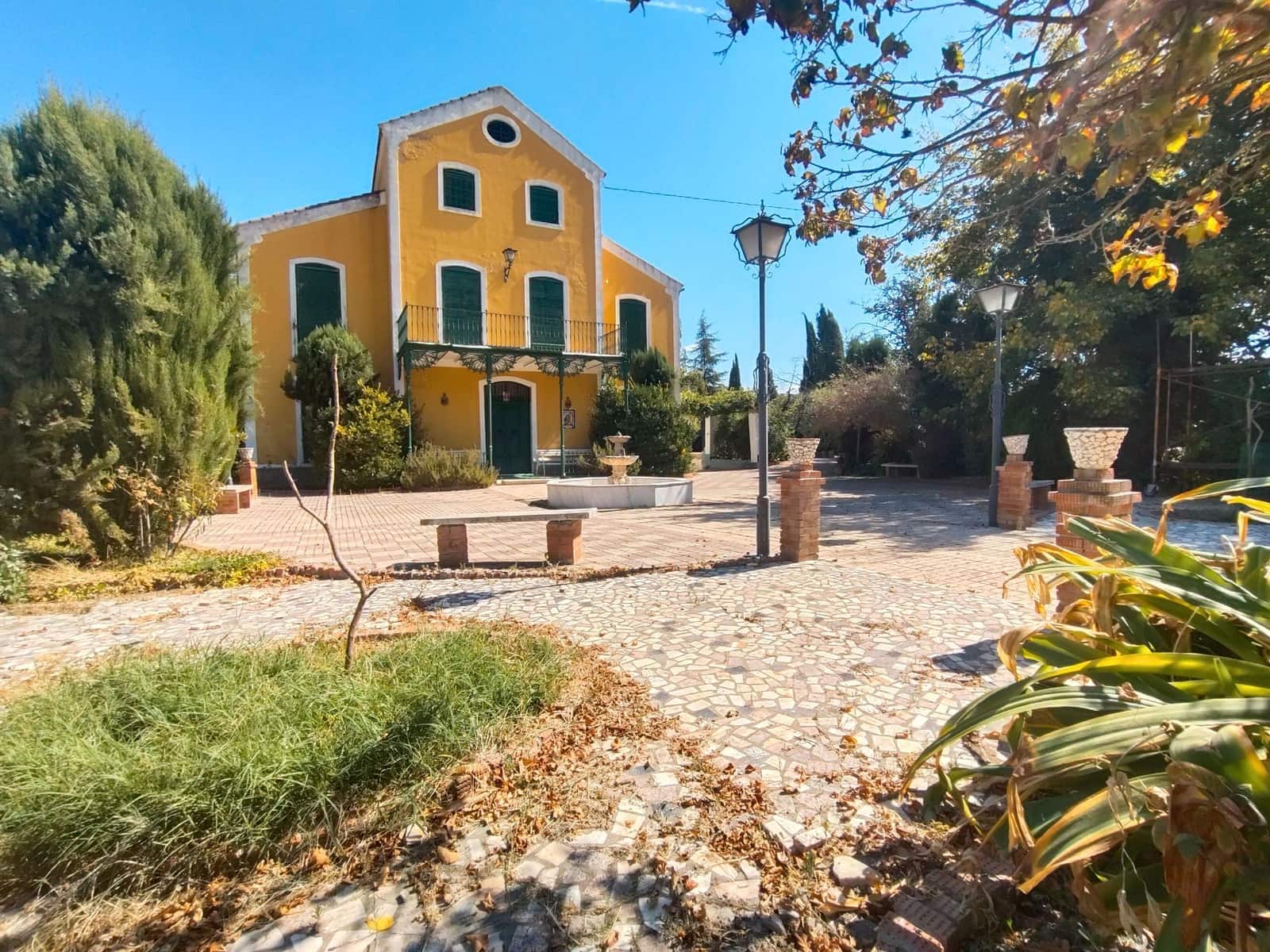 12 bedroom Finca/Country House for sale in Priego de Cordoba with pool garage - € 899,900 (Ref: 9548649)