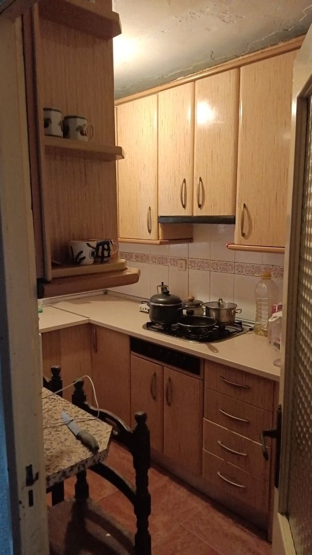 6 soveværelse Byhus til salg i Granada by - € 190.000 (Ref: 9548651)