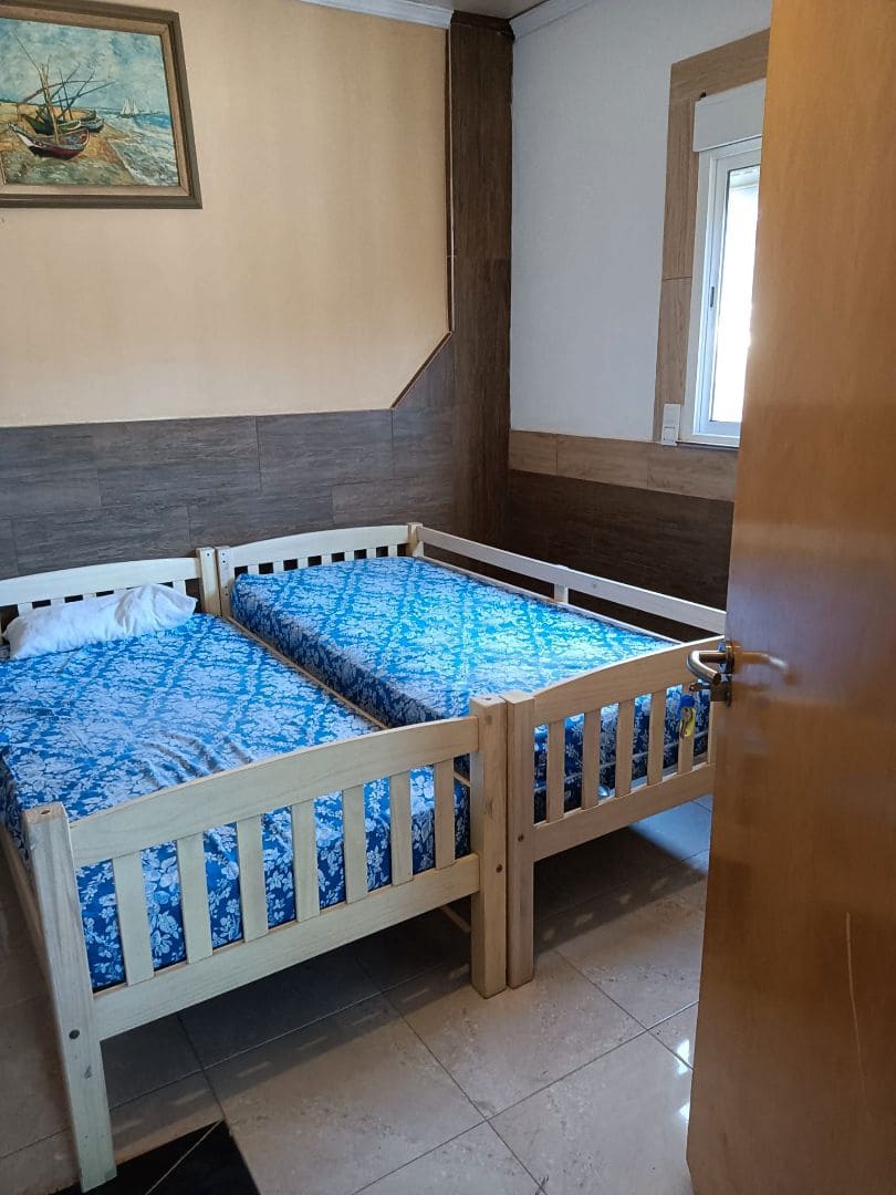 6 soveværelse Byhus til salg i Granada by - € 190.000 (Ref: 9548651)