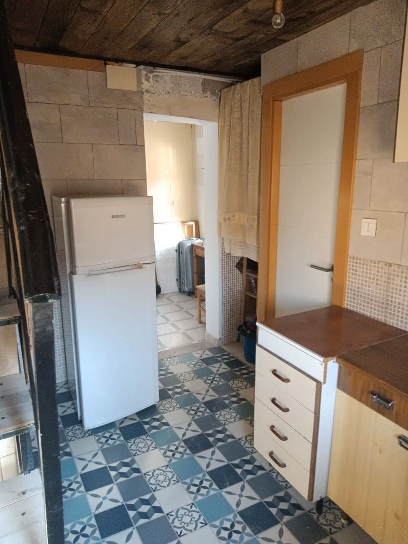 6 soveværelse Byhus til salg i Granada by - € 190.000 (Ref: 9548651)