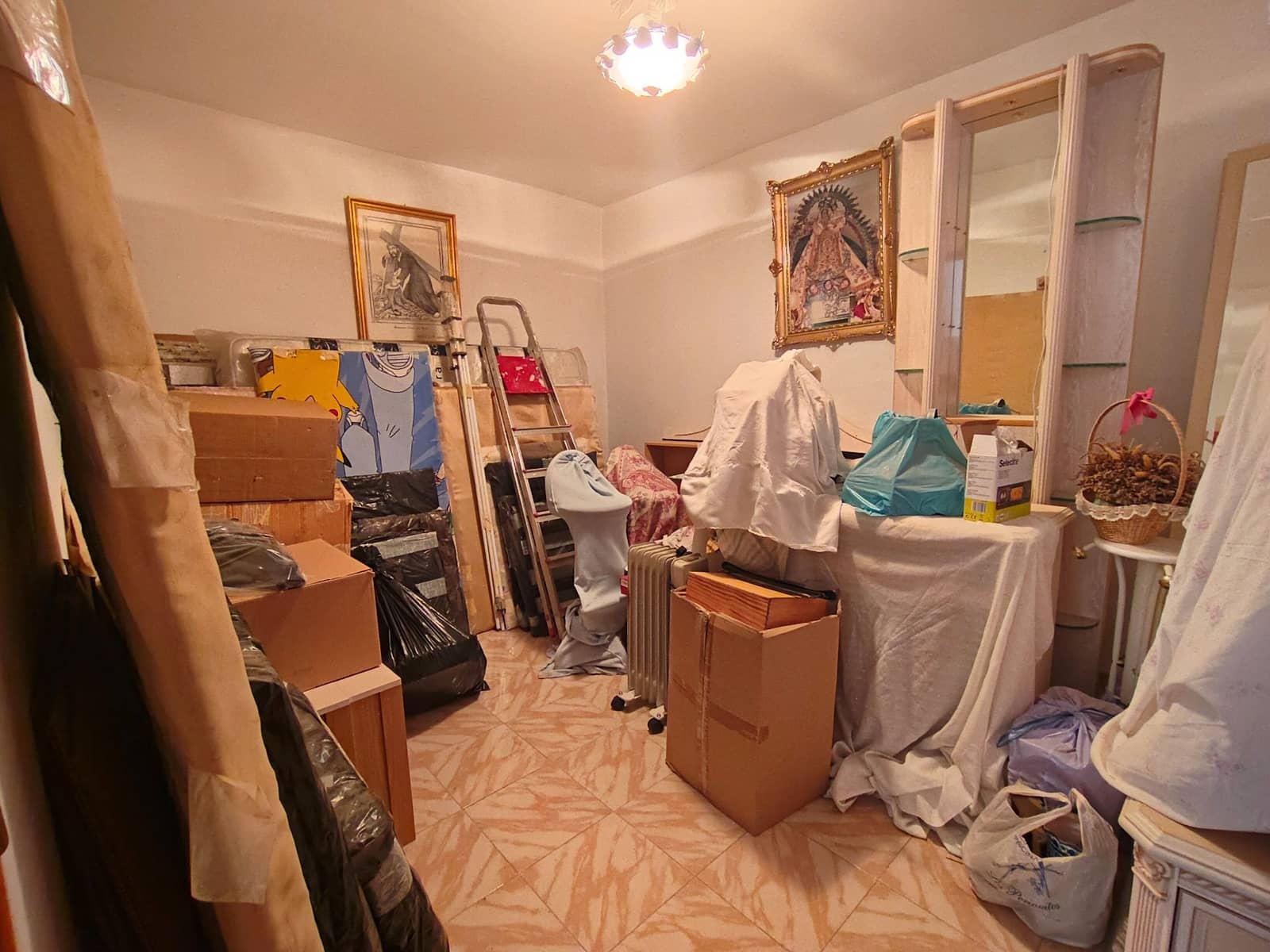 9 soveværelse Byhus til salg i Las Gabias med garage - € 229.900 (Ref: 9548654)