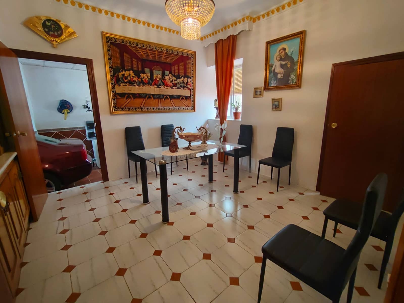 9 soveværelse Byhus til salg i Las Gabias med garage - € 229.900 (Ref: 9548654)