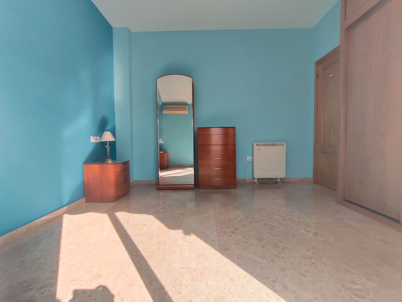 2 makuuhuone Kattohuoneisto myytävänä paikassa La Zubia - 165 000 € (Ref: 9548655)