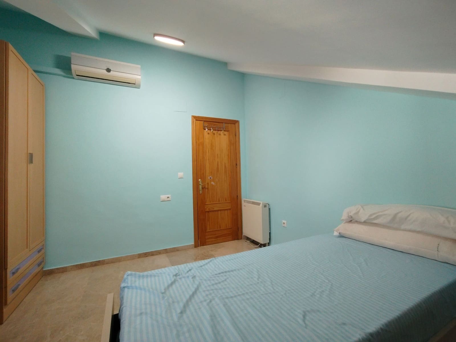 2 makuuhuone Kattohuoneisto myytävänä paikassa La Zubia - 165 000 € (Ref: 9548655)