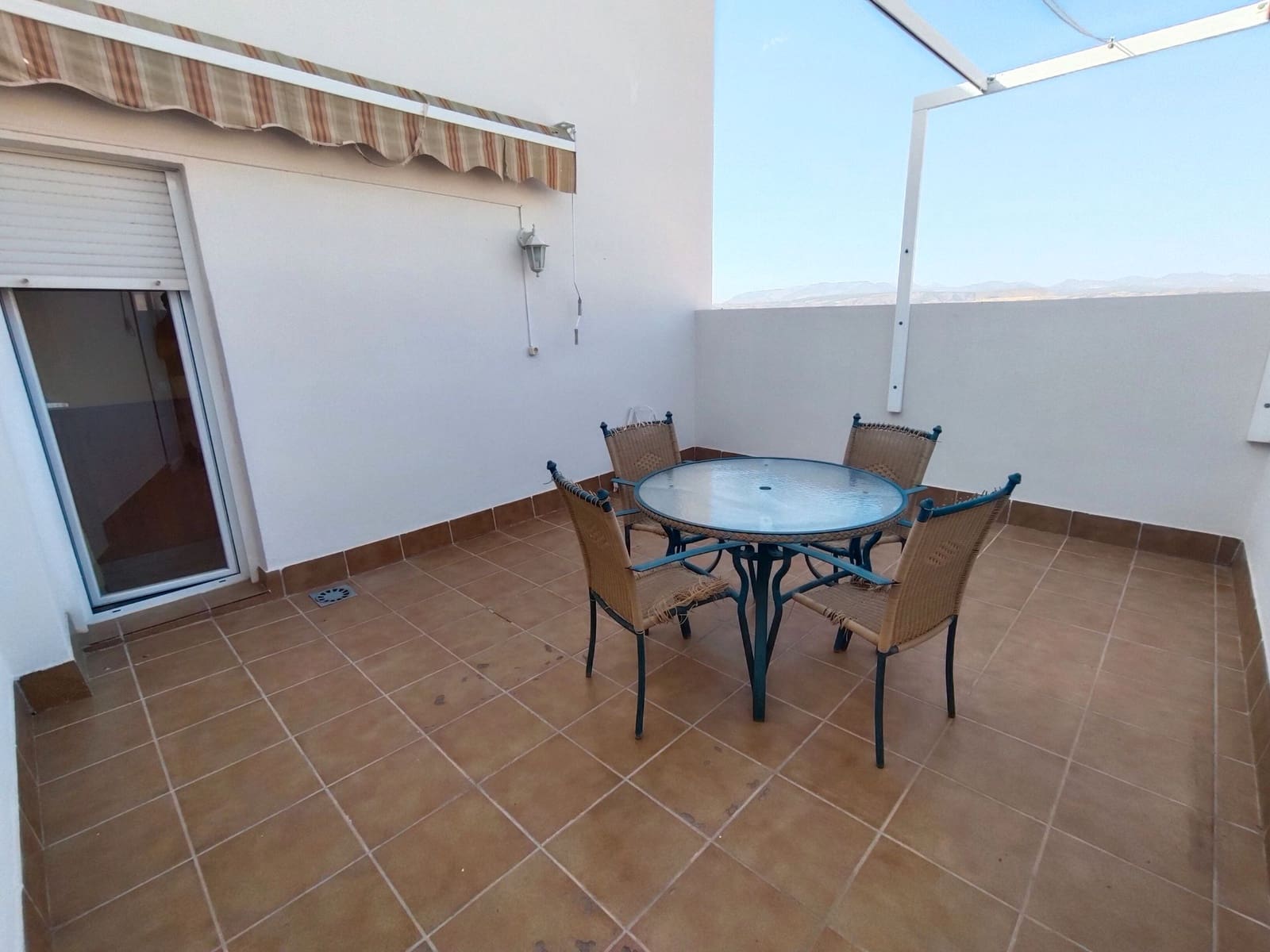 2 makuuhuone Kattohuoneisto myytävänä paikassa La Zubia - 165 000 € (Ref: 9548655)