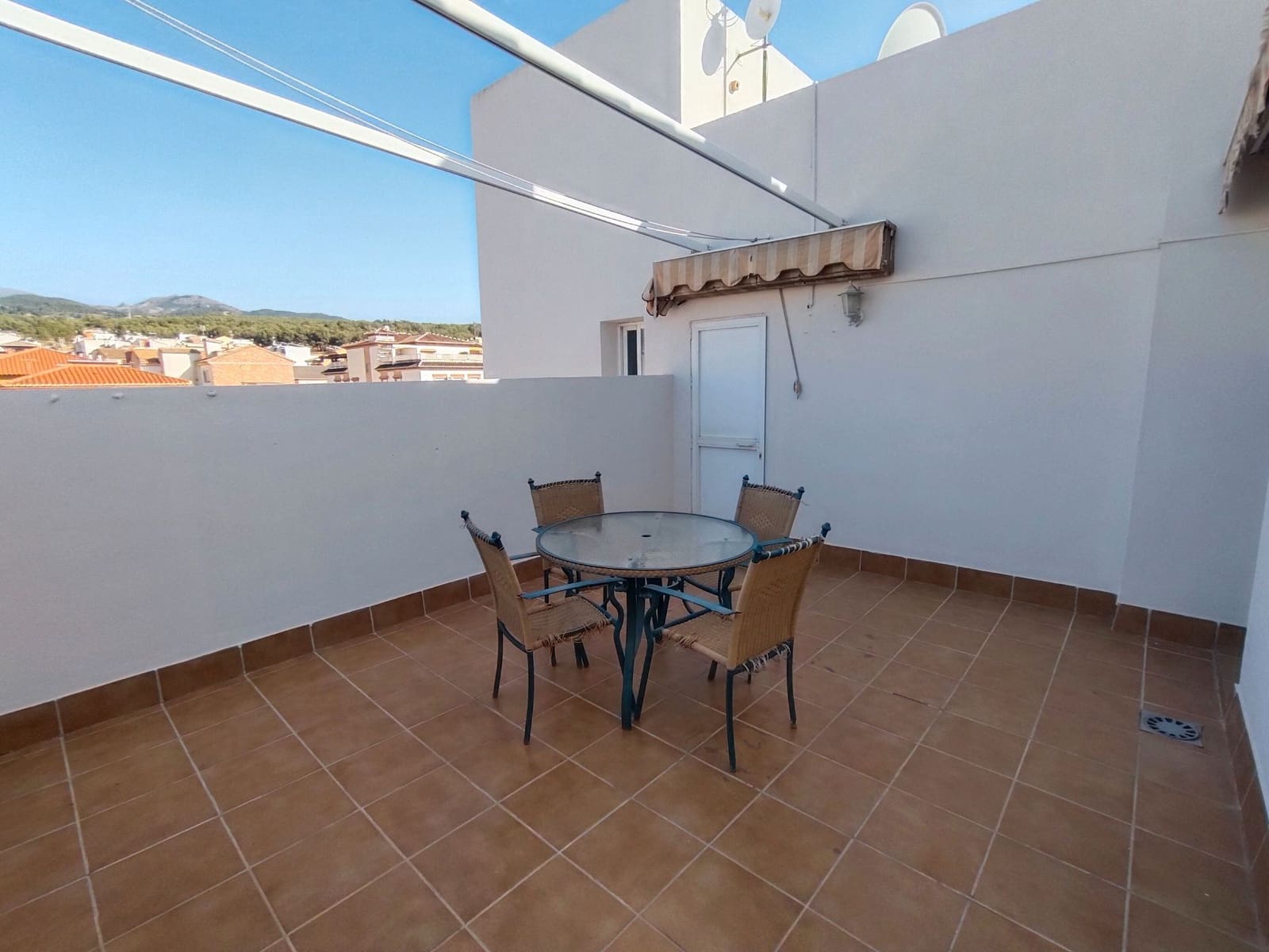 2 makuuhuone Kattohuoneisto myytävänä paikassa La Zubia - 165 000 € (Ref: 9548655)