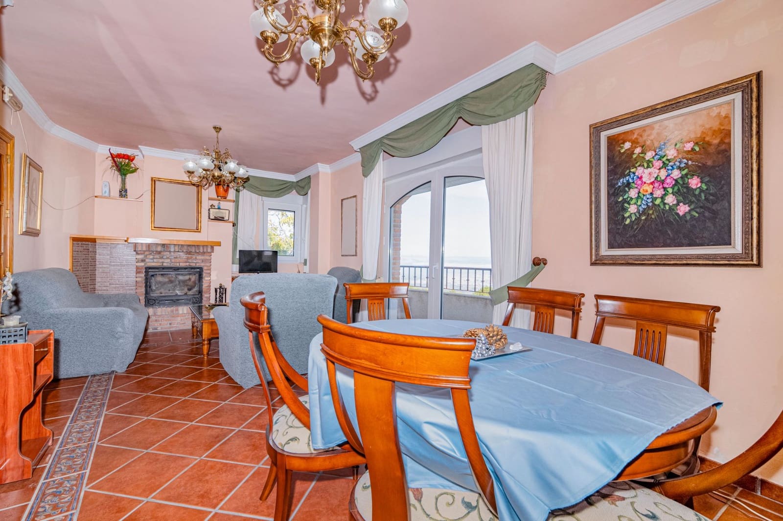 5 sovrum Villa till salu i La Zubia med pool - 429 900 € (Ref: 9548658)