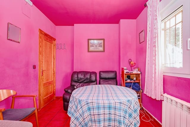 5 makuuhuone Huvila myytävänä paikassa La Zubia mukana uima-altaan - 429 900 € (Ref: 9548658)