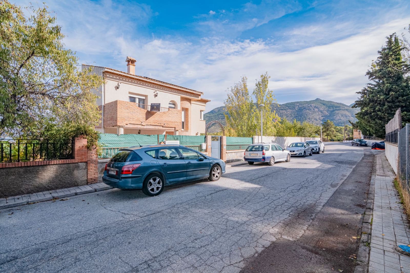 5 sovrum Villa till salu i La Zubia med pool - 429 900 € (Ref: 9548658)