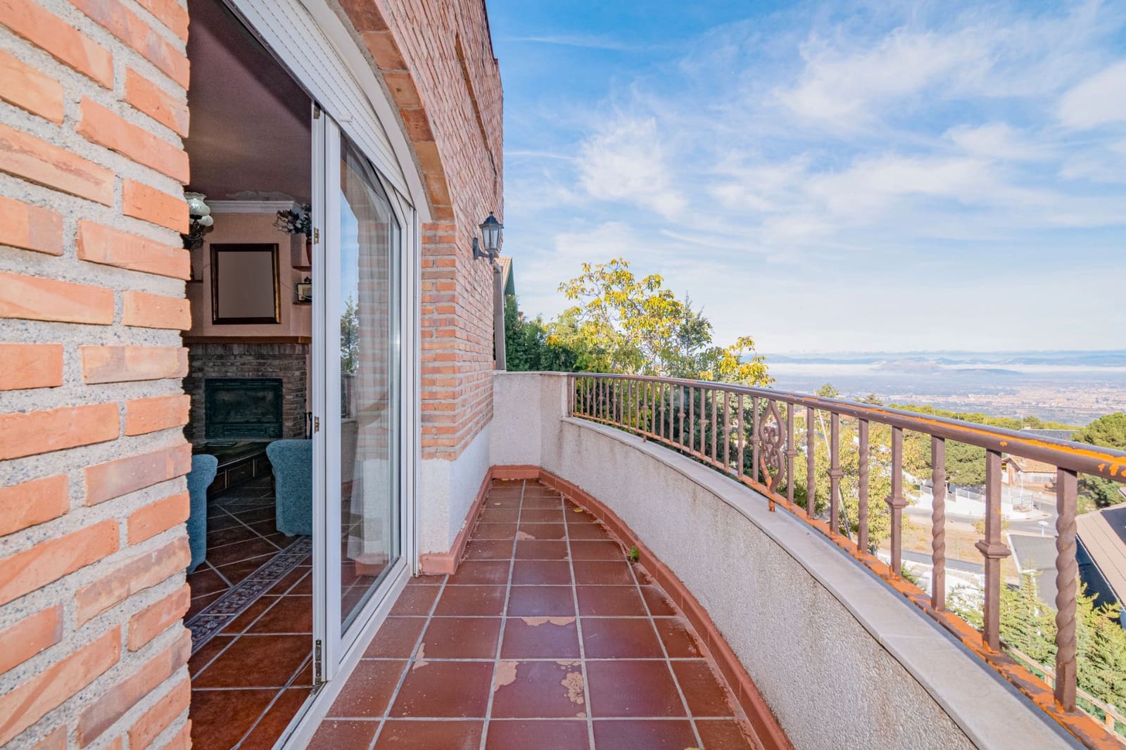 5 sovrum Villa till salu i La Zubia med pool - 429 900 € (Ref: 9548658)