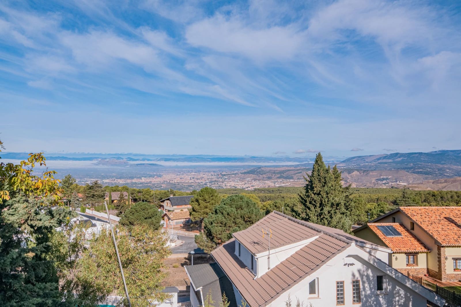 5 sovrum Villa till salu i La Zubia med pool - 429 900 € (Ref: 9548658)