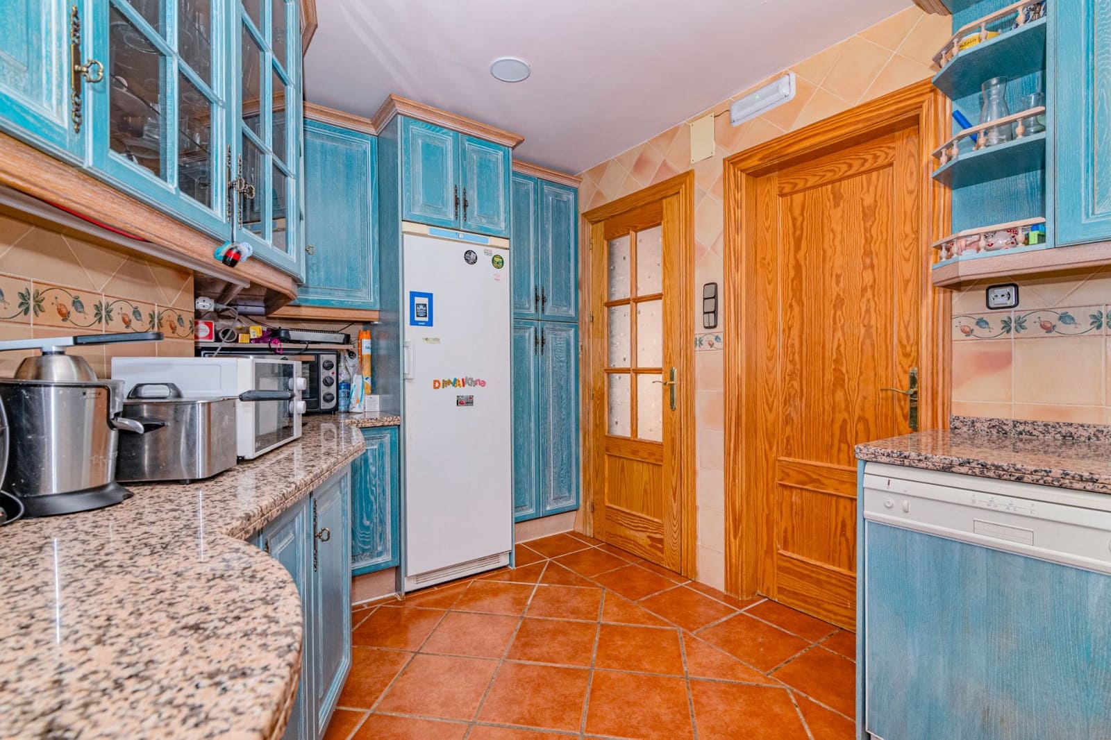 5 sovrum Villa till salu i La Zubia med pool - 429 900 € (Ref: 9548658)