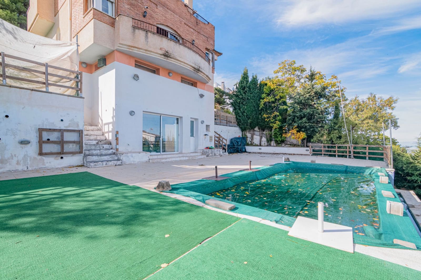 5 sovrum Villa till salu i La Zubia med pool - 429 900 € (Ref: 9548658)