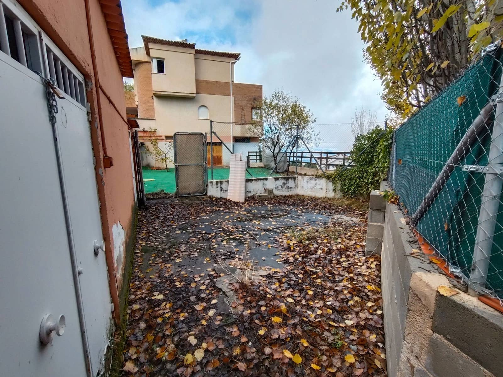 5 sovrum Villa till salu i La Zubia med pool - 429 900 € (Ref: 9548658)