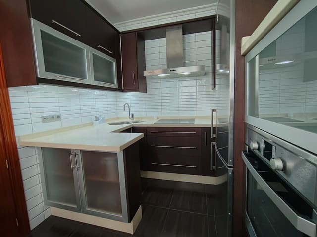 3 makuuhuone Asunto myytävänä paikassa Priego de Córdoba - 119 900 € (Ref: 9548660)