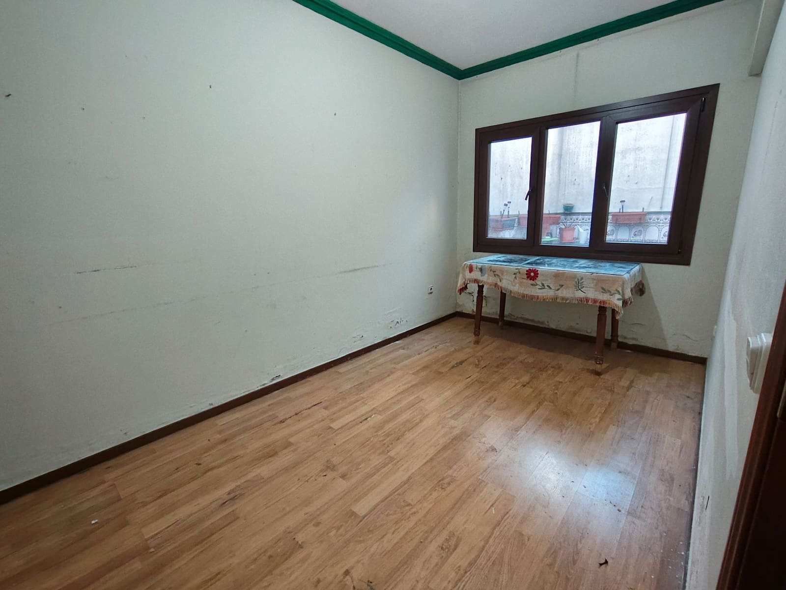 5 bedroom Townhouse for sale in Priego de Cordoba with garage - € 219,900 (Ref: 9548661)