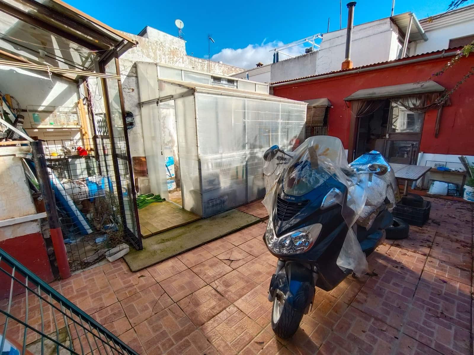 5 bedroom Townhouse for sale in Priego de Cordoba with garage - € 219,900 (Ref: 9548661)