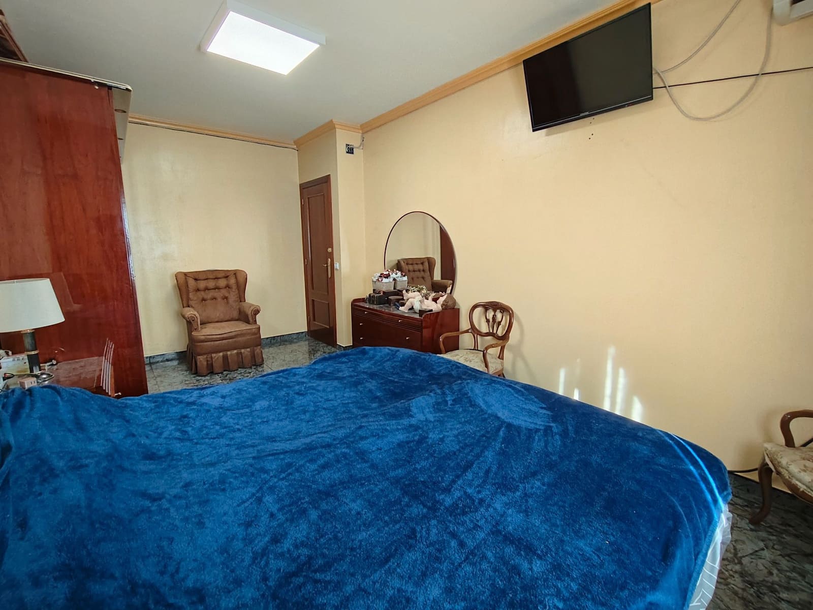 5 bedroom Townhouse for sale in Priego de Cordoba with garage - € 219,900 (Ref: 9548661)