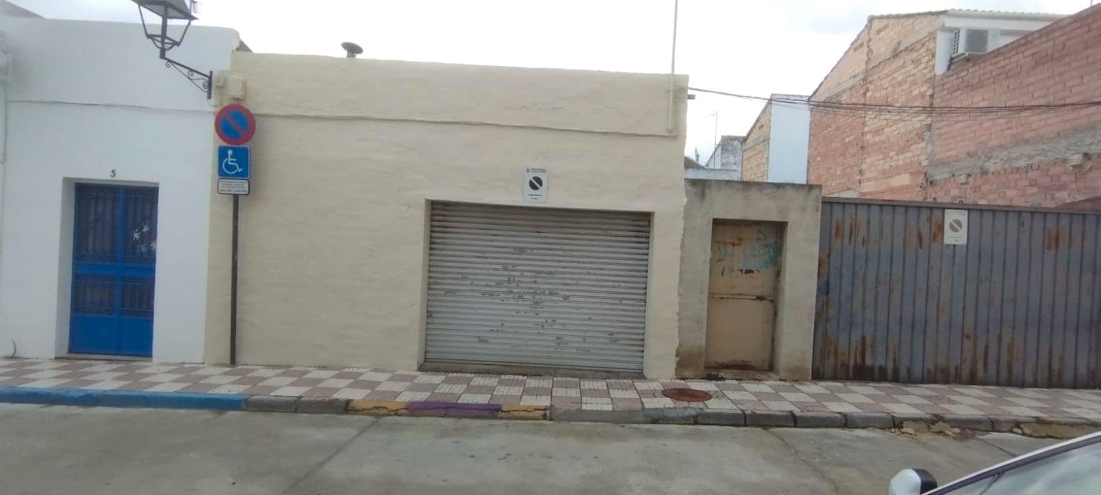 5 bedroom Townhouse for sale in Priego de Cordoba with garage - € 209,900 (Ref: 9548661)