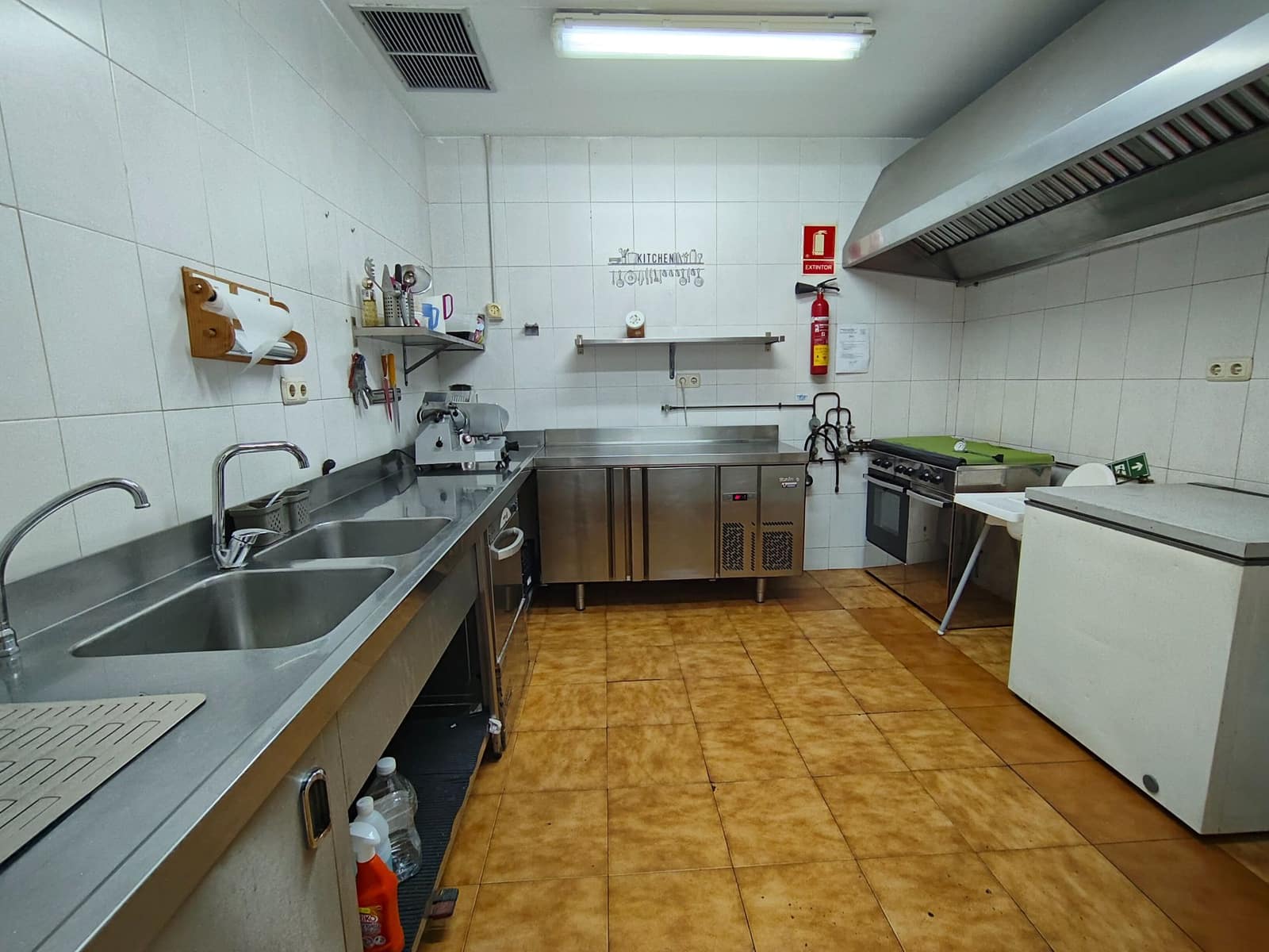 Local Commercial à vendre à La Zubia - 29 000 € (Ref: 9548665)