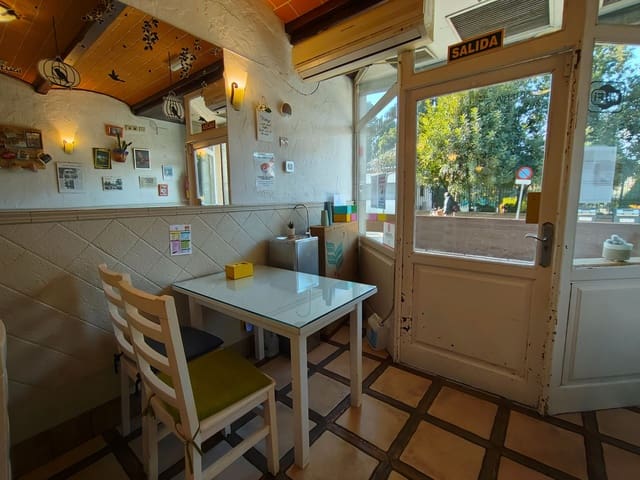 Gewerbe zu verkaufen in La Zubia - 29.000 € (Ref: 9548665)