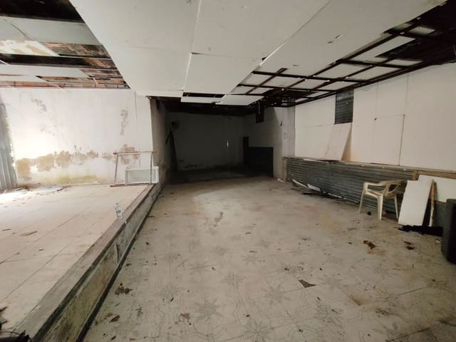 Comercial para venda em La Peza - 79 900 € (Ref: 9548666)