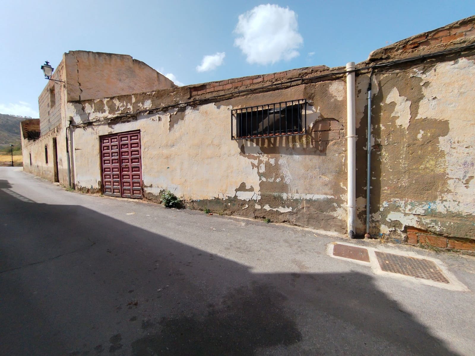 Comercial para venda em La Peza - 79 900 € (Ref: 9548666)