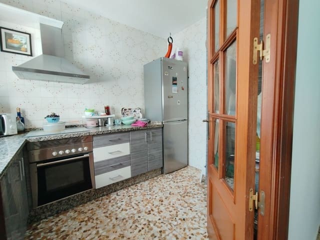 3 makuuhuone Asunto myytävänä paikassa Priego de Córdoba - 77 500 € (Ref: 9548667)
