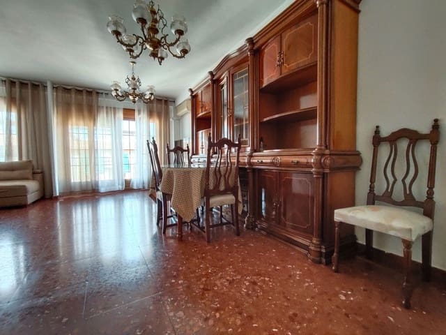 3 makuuhuone Asunto myytävänä paikassa Priego de Córdoba - 84 900 € (Ref: 9548668)