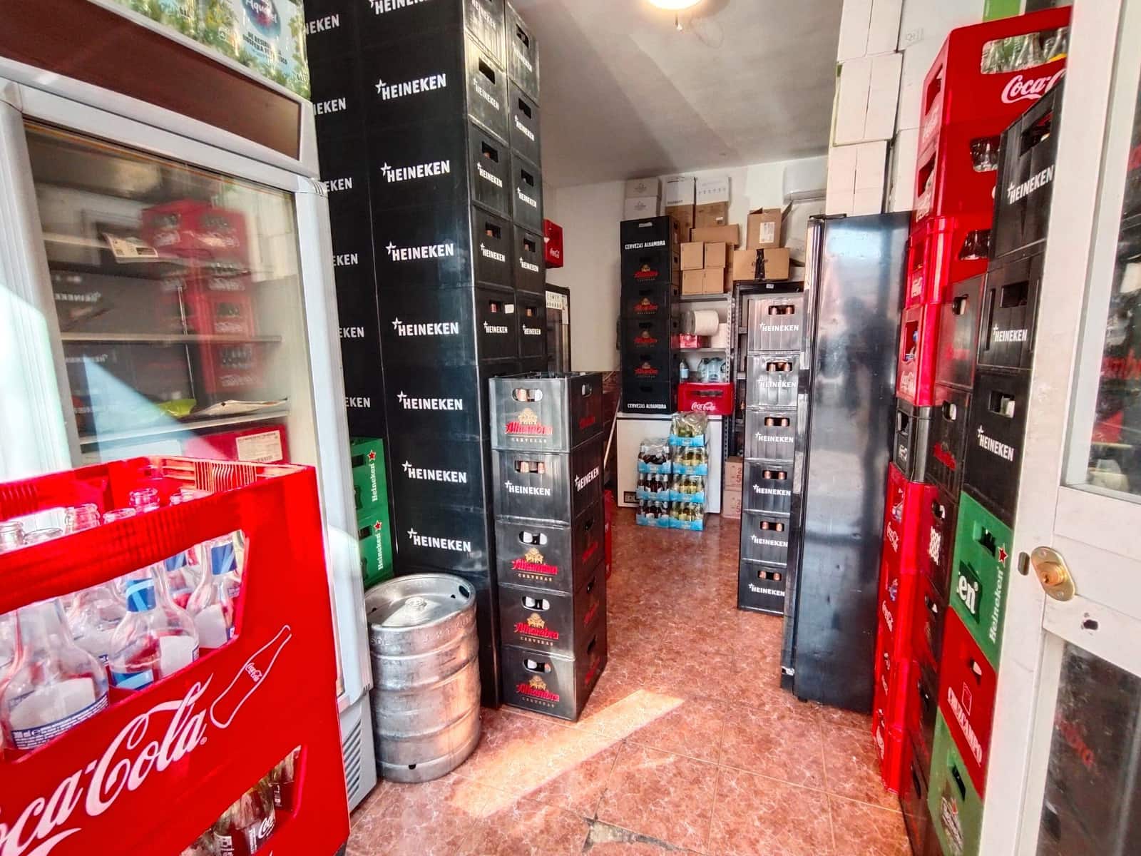 Local Comercial en Granada ciudad en venta - 74.900 € (Ref: 9626925)