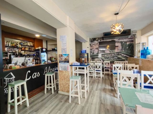 Local Comercial en Camino de Ronda - Rosaleda, Granada ciudad en venta - 74.900 € (Ref: 9626925)