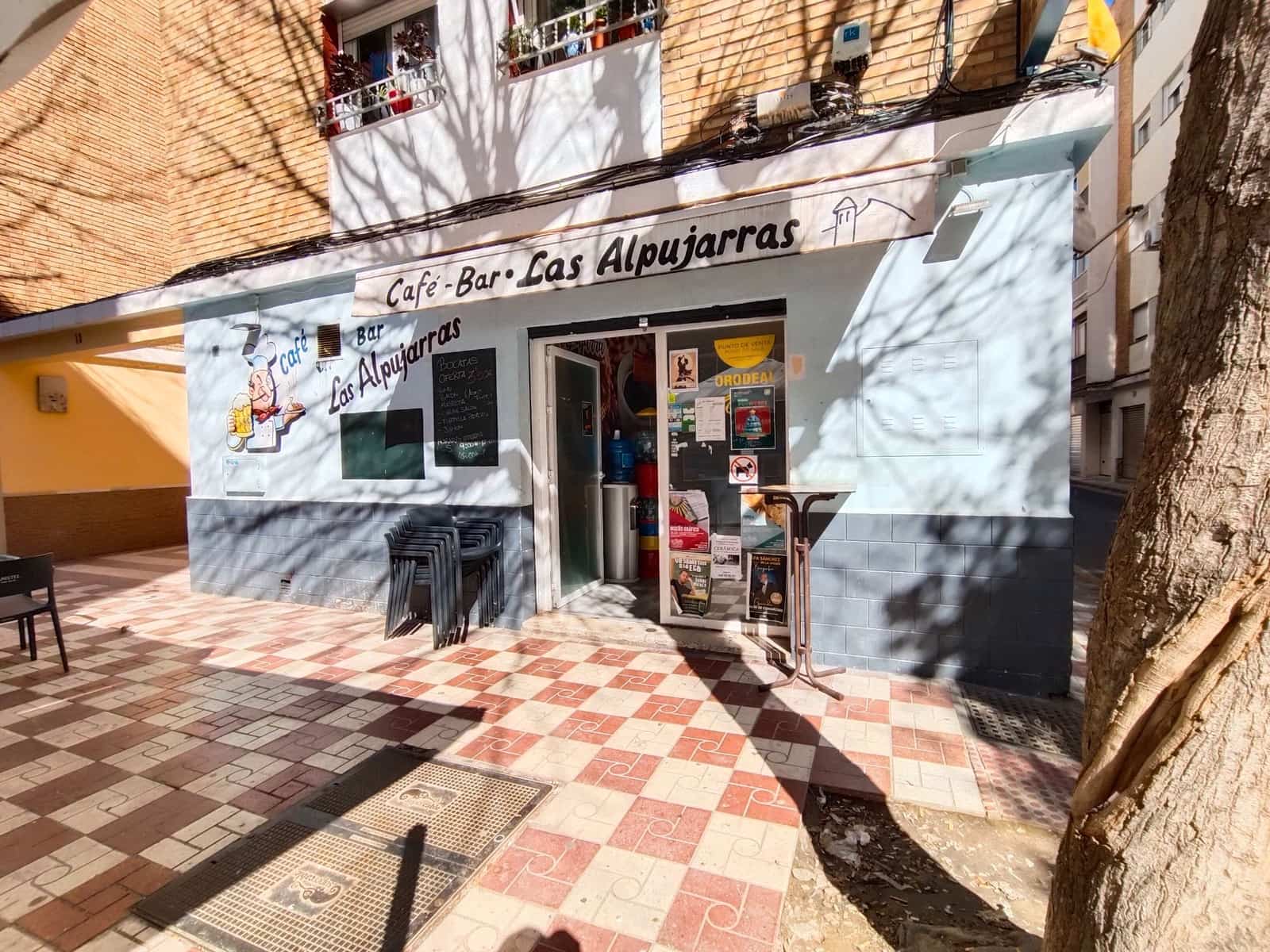 Local Comercial en Granada ciudad en venta - 74.900 € (Ref: 9626925)