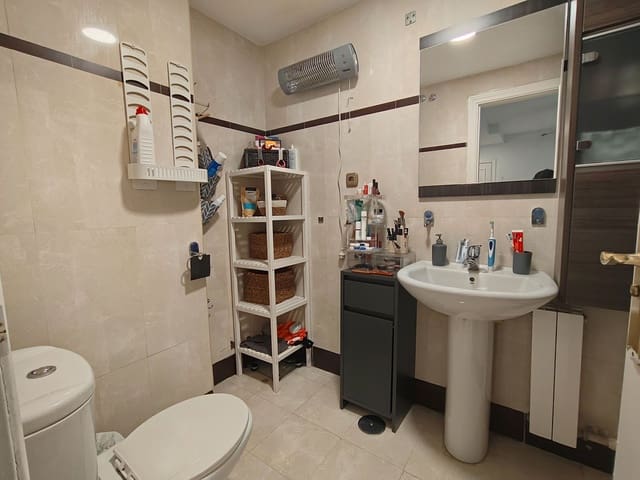 1 soverom Leilighet til salgs i La Zubia med garasje - € 134 900 (Ref: 9649882)