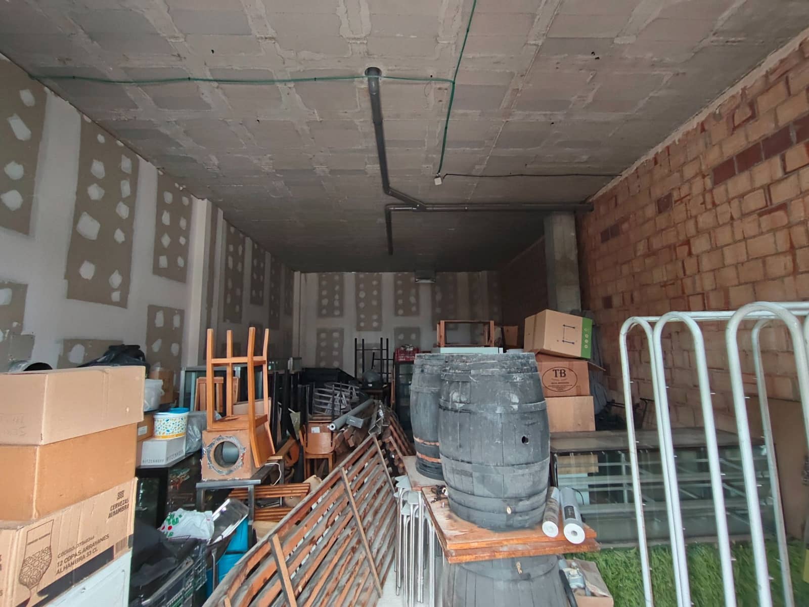 Comercial para arrendar em Granada cidade - 1 200 € (Ref: 9668248)