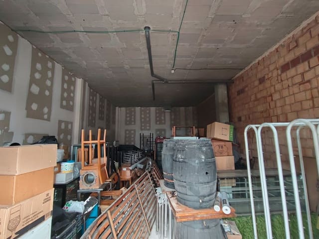 Comercial para arrendar em Camino de Ronda - Rosaleda, Granada cidade - 1 200 € (Ref: 9668248)