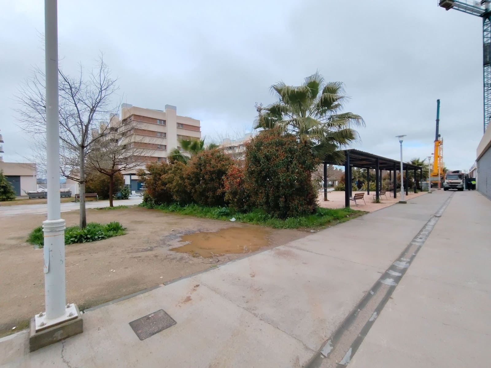 Comercial para arrendar em Granada cidade - 1 200 € (Ref: 9668248)